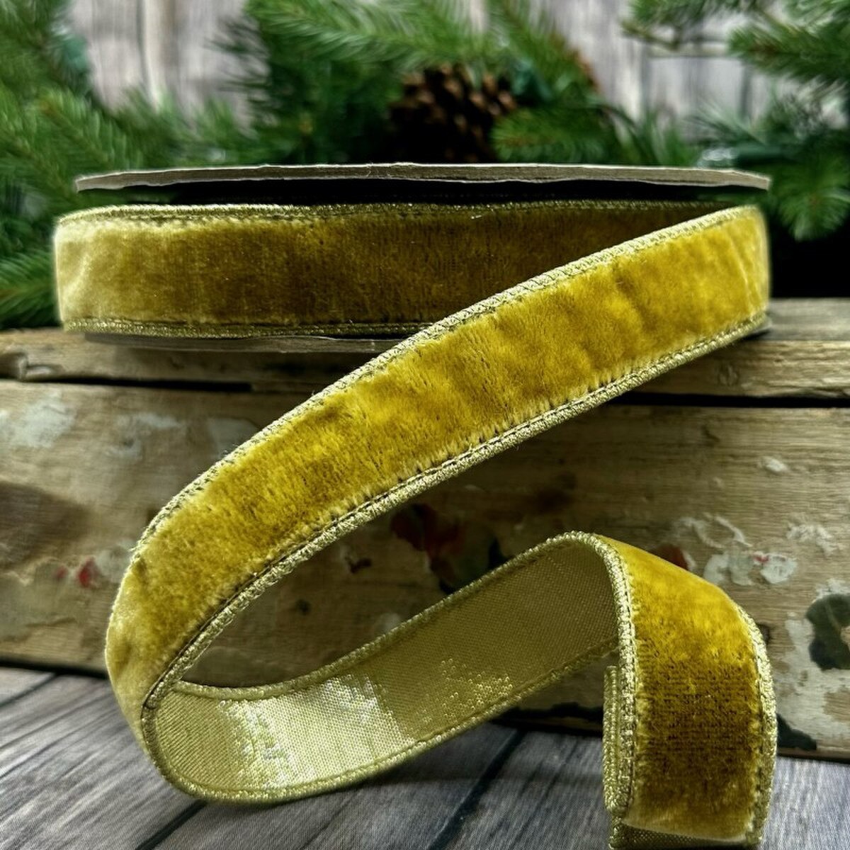 Light Gold Velvet Ribbon 1 Inch x 10 Yards