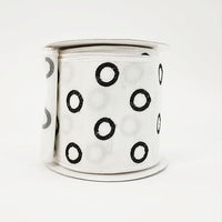 RIBBON 4X10YDS WHITE WITH BLACK CIRCLES