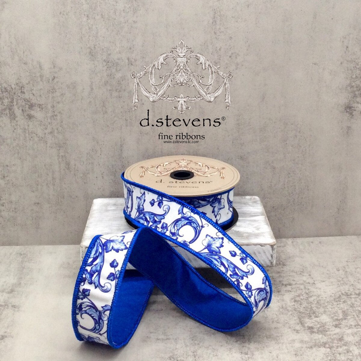 Chinoiserie Blue White Taffeta Acanthus Scroll Ribbon