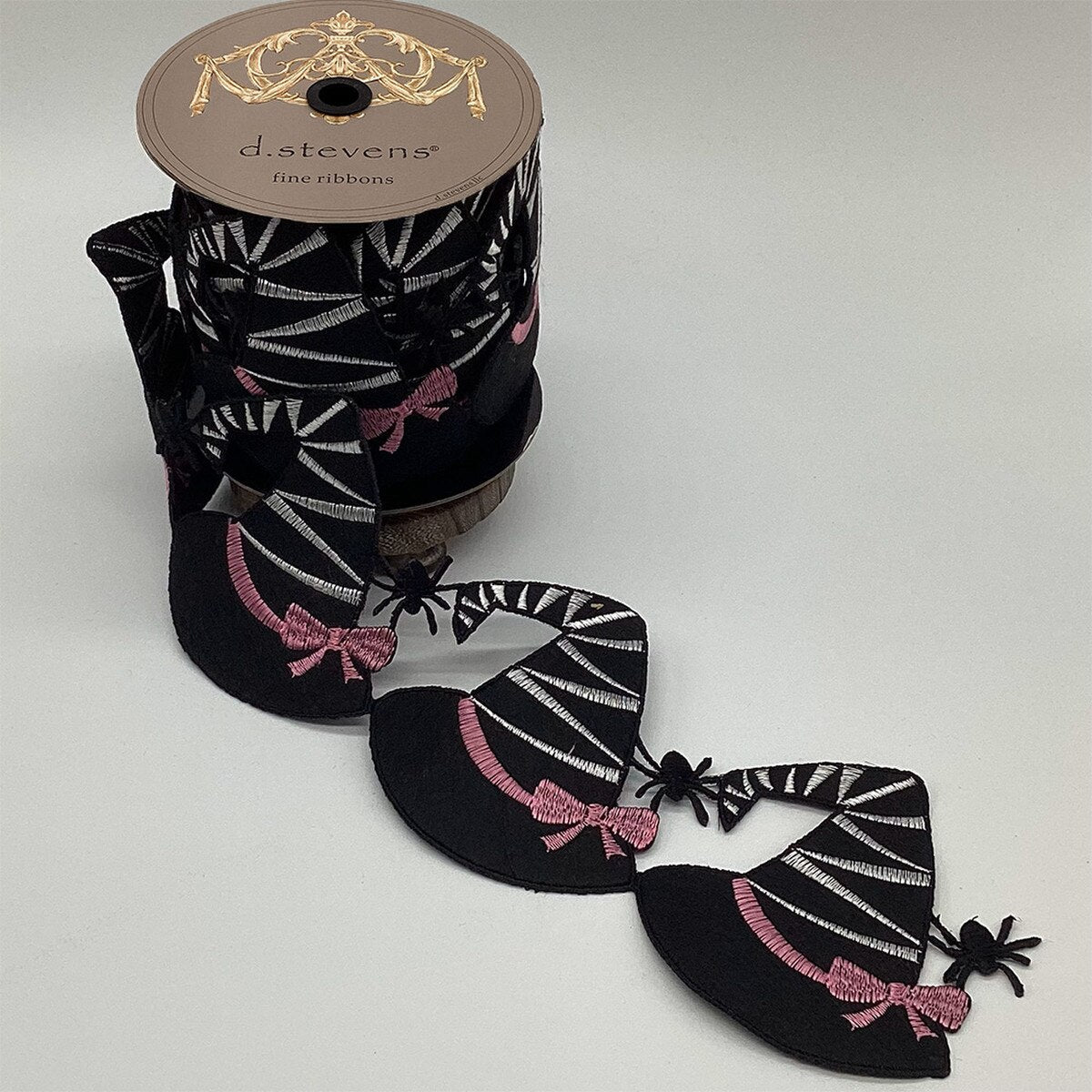 Felt Witches Hat Garland Black Pink White 4 Inch x 5 Yards