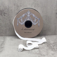 Voss Velvet Ribbon White 1.5 Inch x 20 Yards