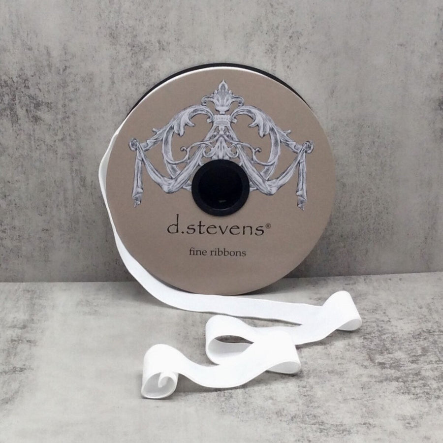 Voss Velvet Ribbon White 1.5 Inch x 20 Yards