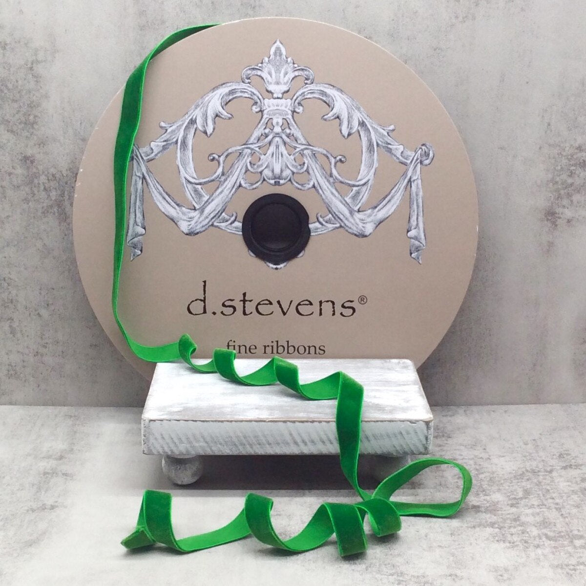 Emerald Green Velvet Ribbon 8 Inch X 20 Yards