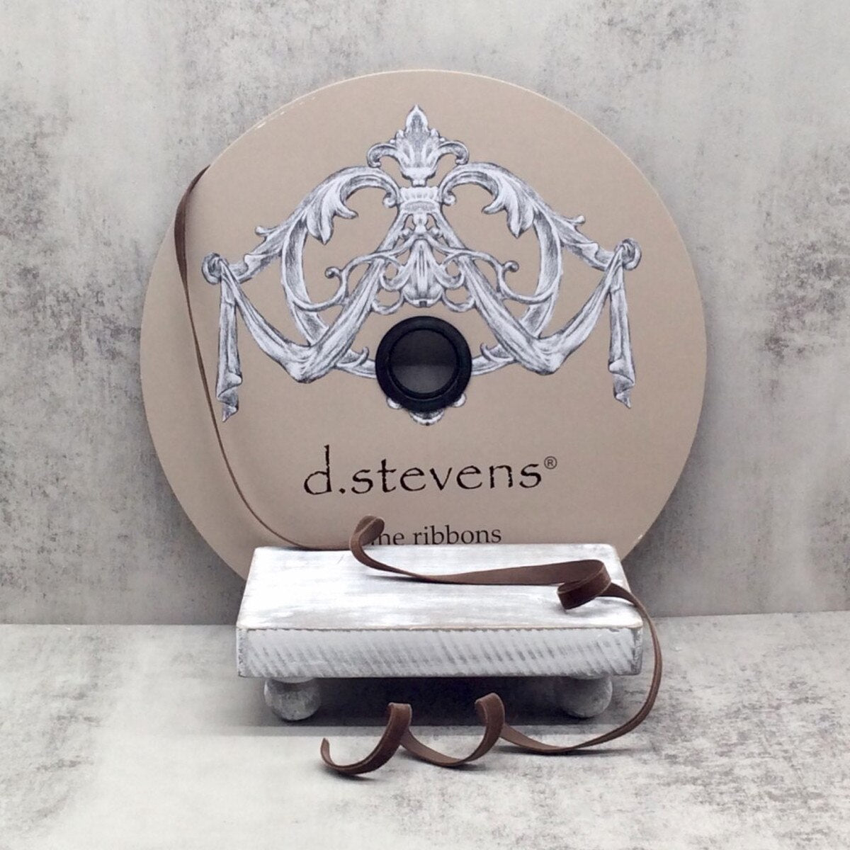 Voss Velvet Ribbon 8 Inch X 20 Yards Chocolate