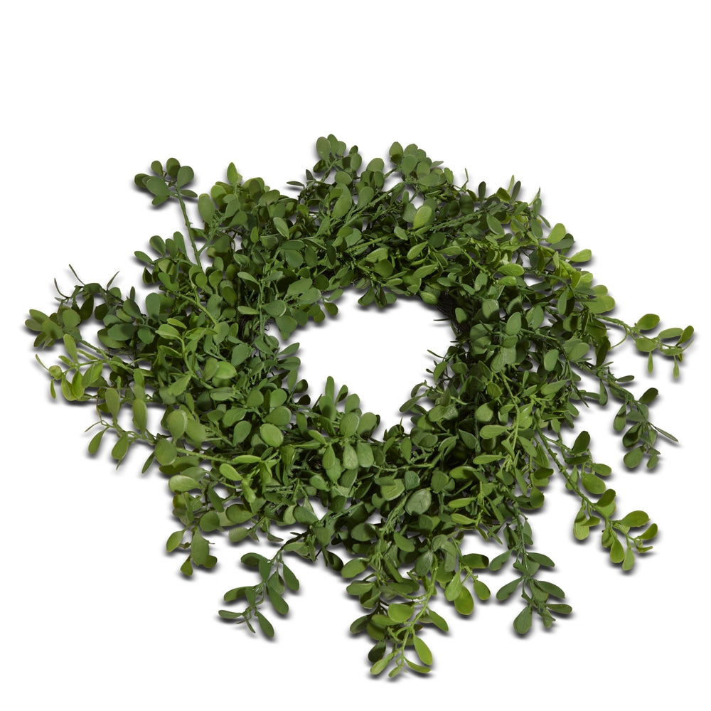 16" Boxwood Candle Ring