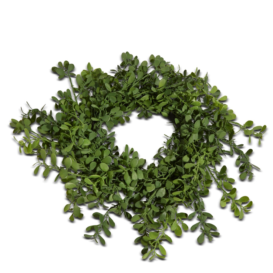 16" Boxwood Candle Ring