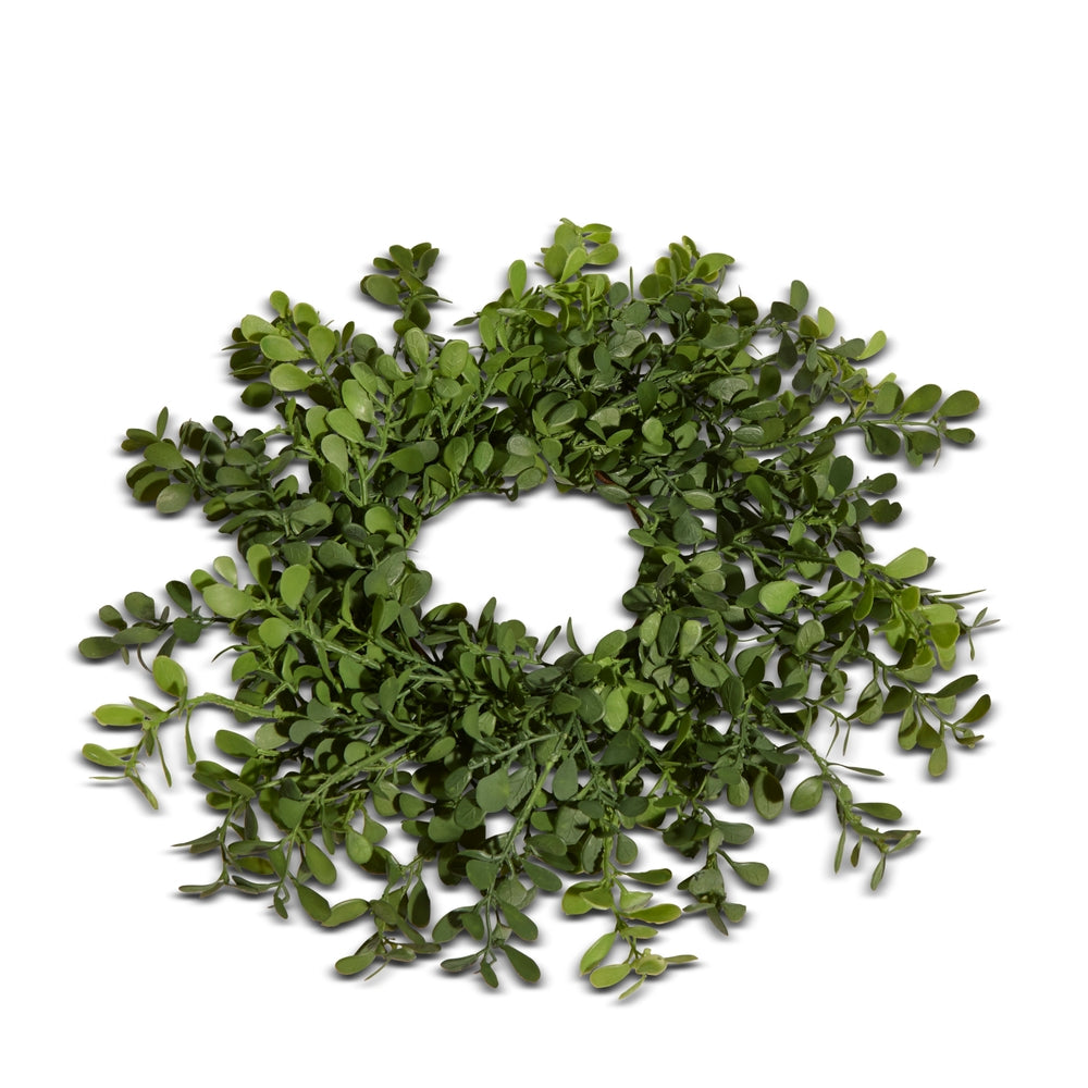 14" Boxwood Candle Ring