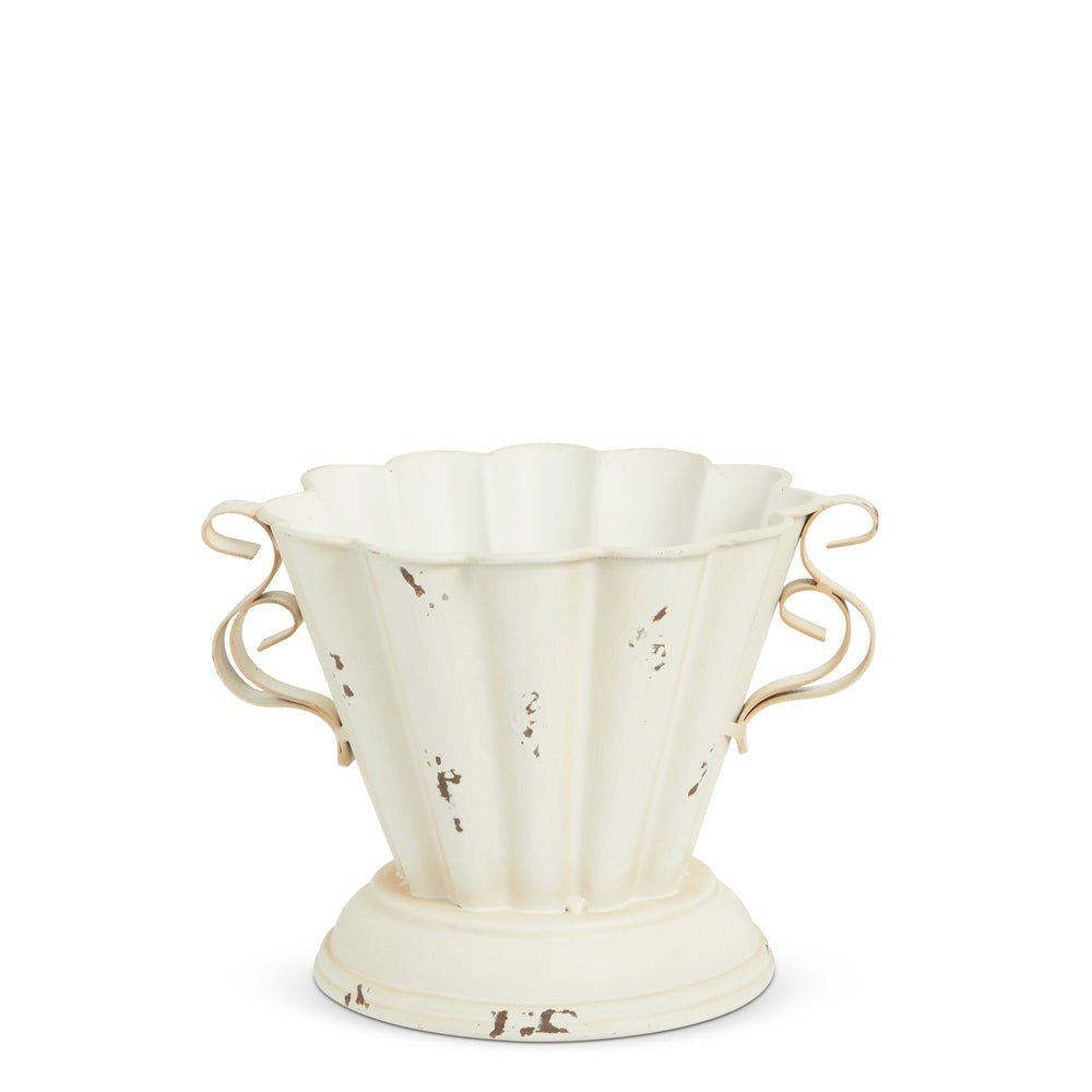 7.5" Distressed Pleated Planter
