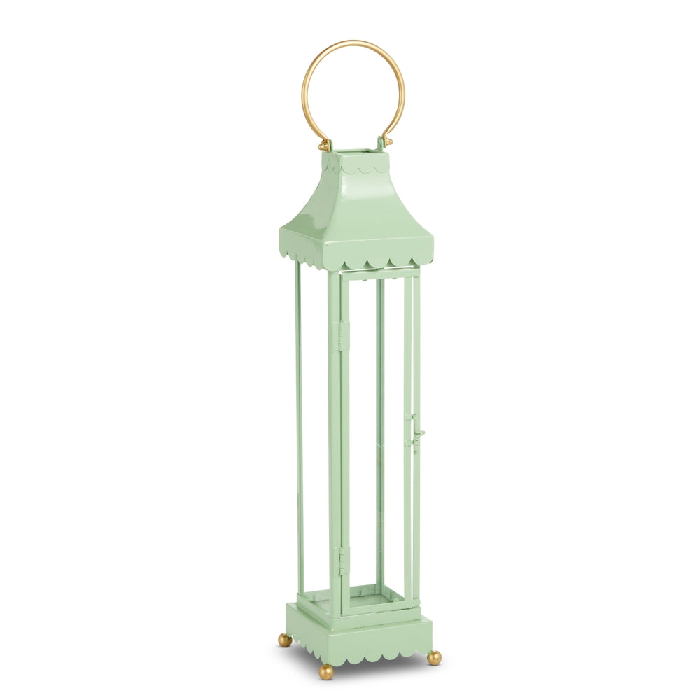 19" Scalloped Lantern