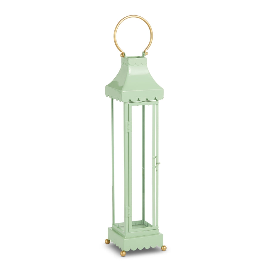 19" Scalloped Lantern