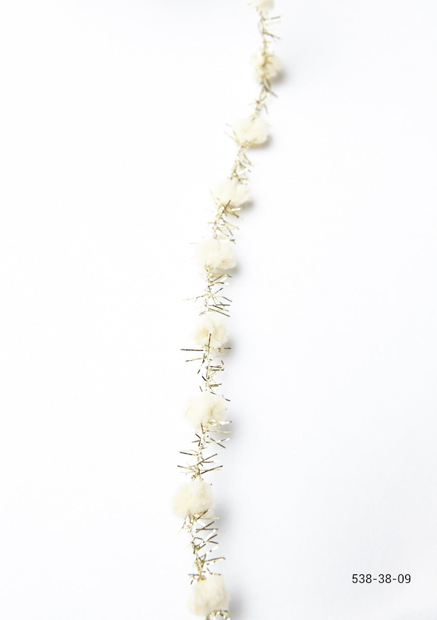 3/8 Inch Pom Pom with Metallic Fringe – 538-38-09 ivory/gold