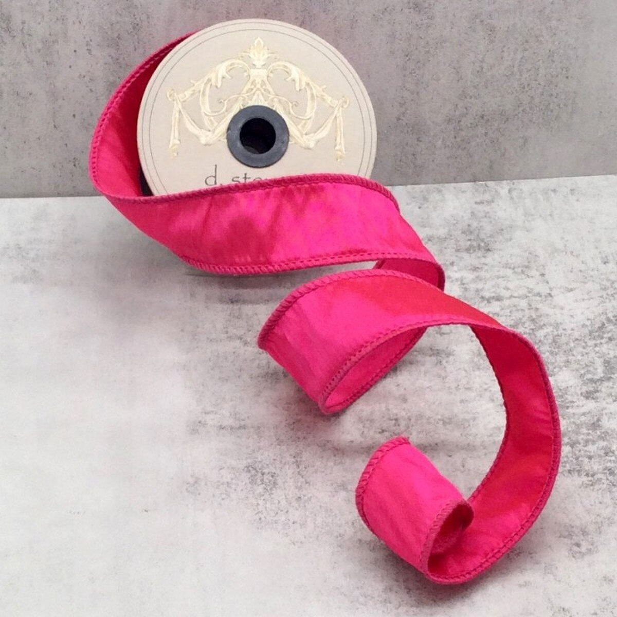 Taffeta Ribbon Magenta 1.5 Inch x 10 Yards