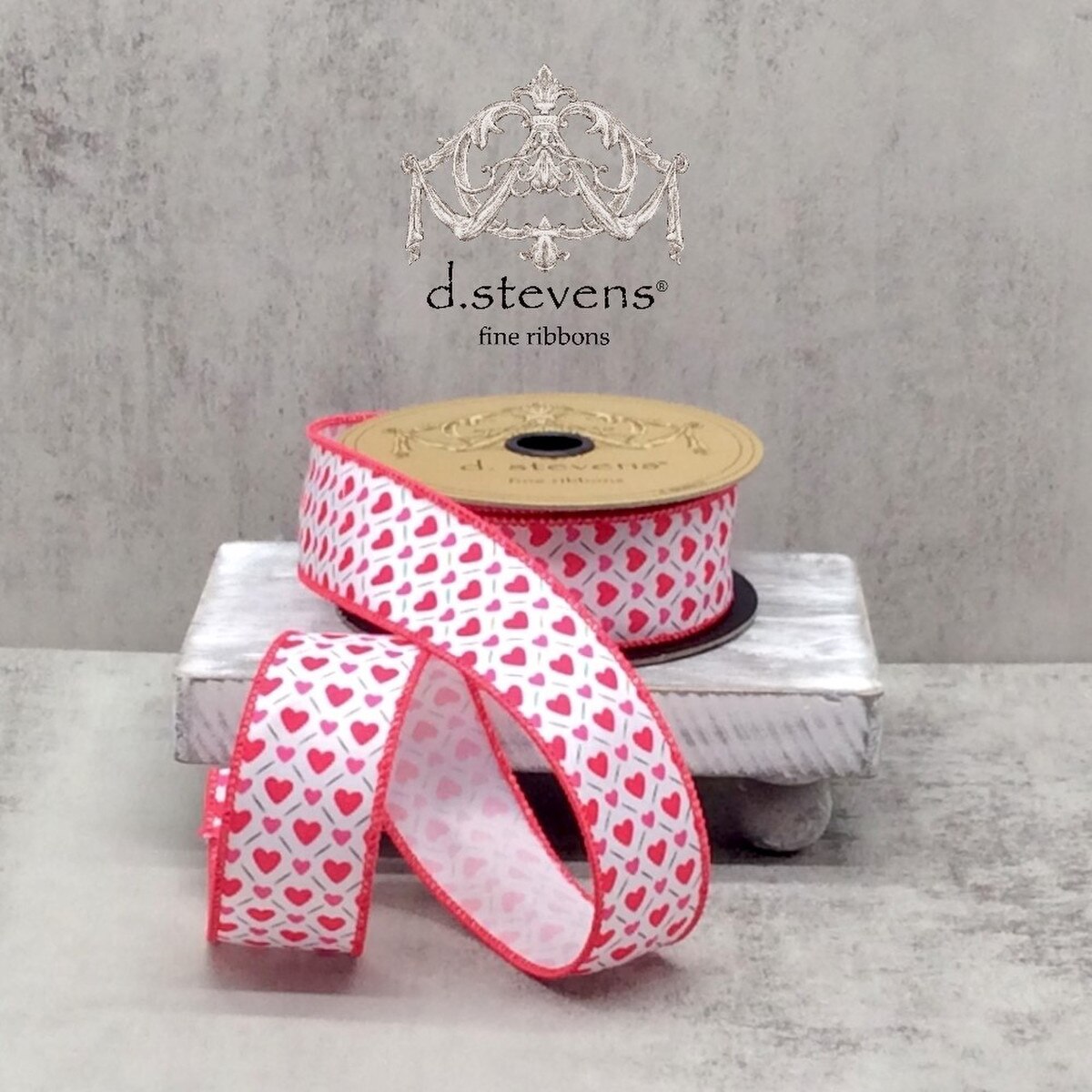 Linen Ribbon with Crisscross Pink Red Hearts 1.5" x 10 Yds