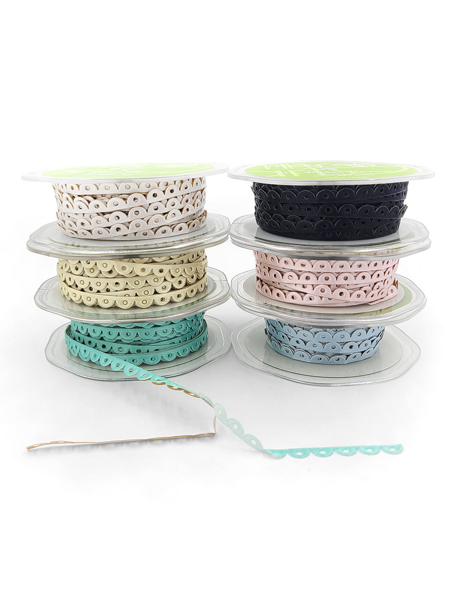 1/4 Inch Adhesive Scalloped Border Ribbon with Cut Sealed Edge – A485-14-94 Robin’s Egg Blue