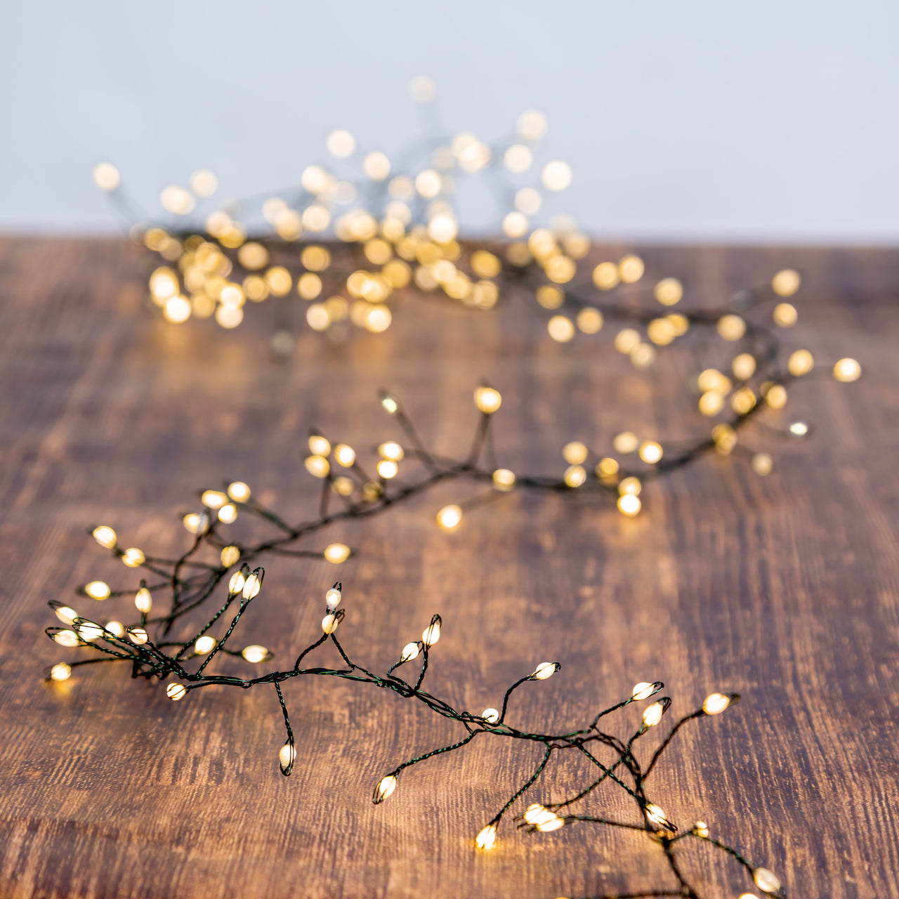 9.8' 300L Warm White Superbright Twinkle LED Green Wire Cluster Garland