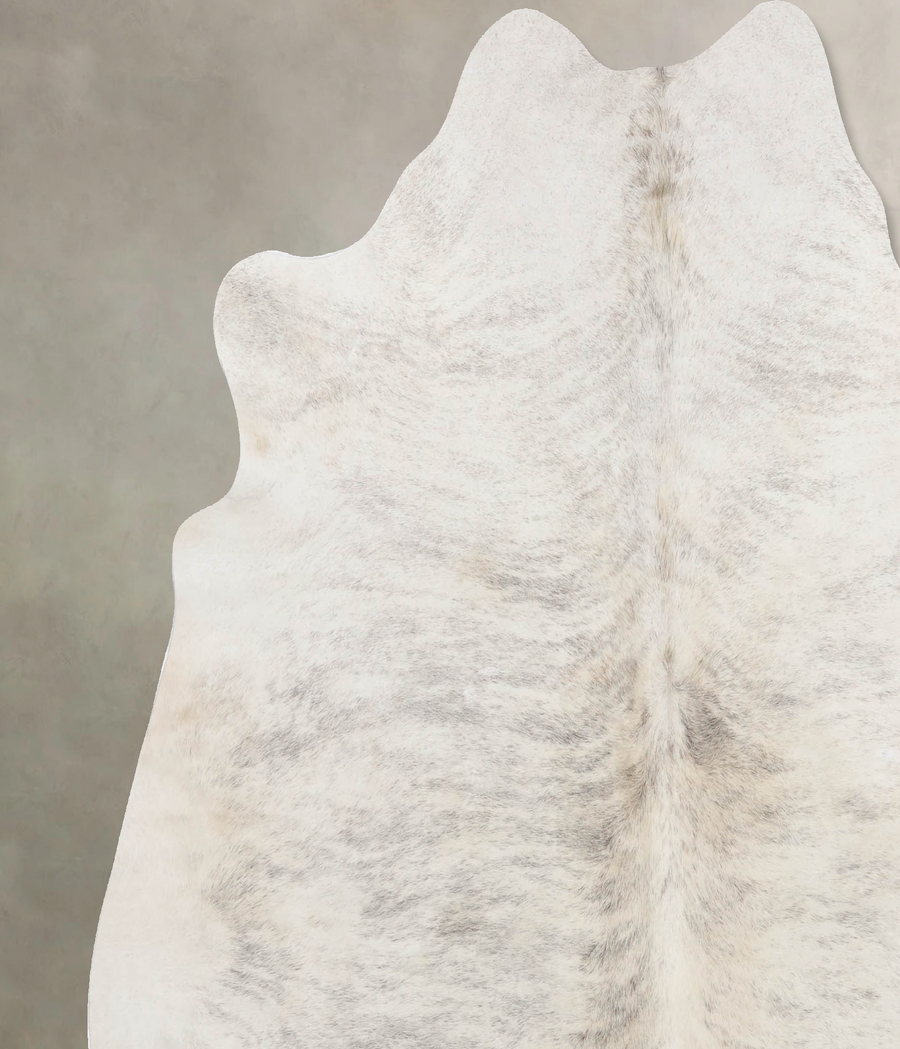 Luxurious Grey Brindle X-Large Cowhide Rug - Perfect for Any Space