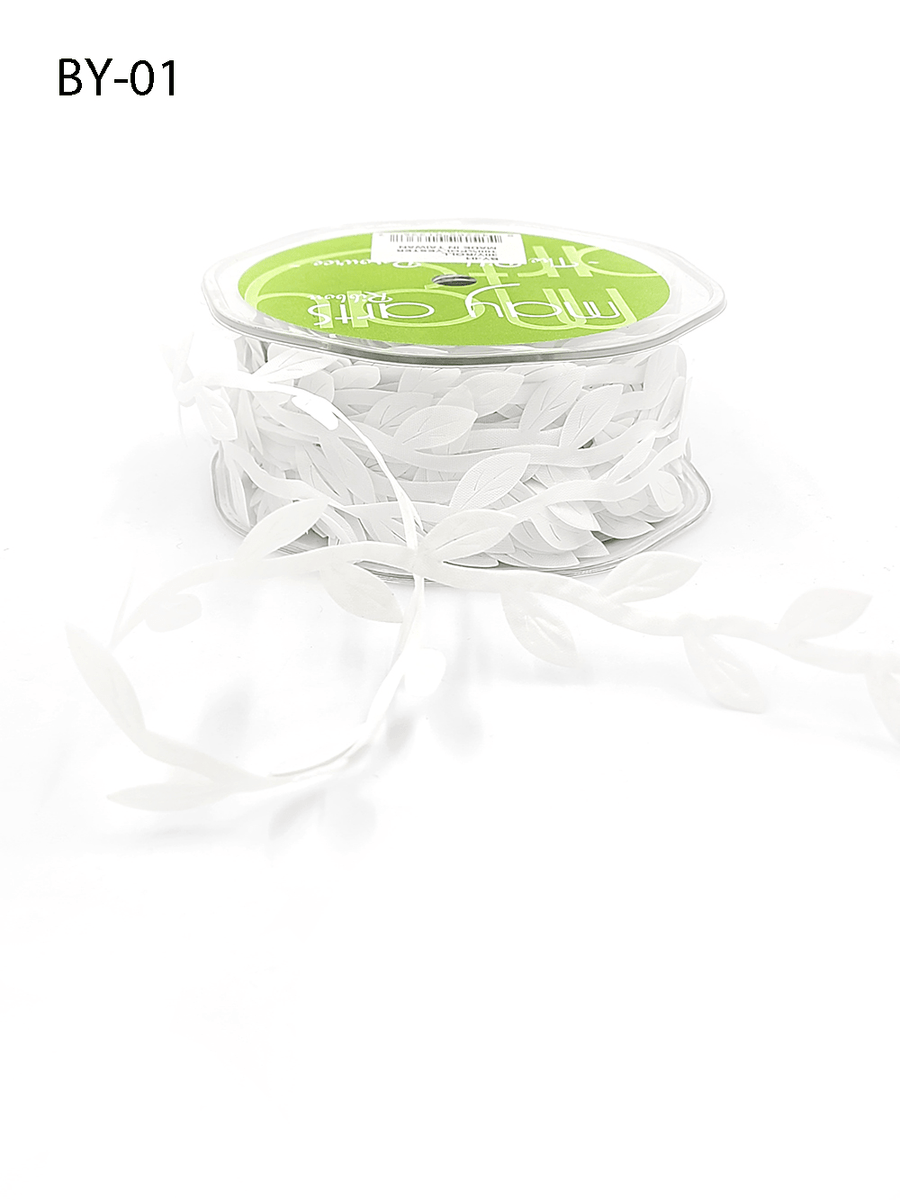 3/4 Inch Classic Leaves Ribbon with Sealed Cut Edge – BY01 – WHITE