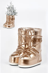 Snow Boots Planter (Snow Boot), (No Drainage Hole)