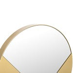 Essa Mirror