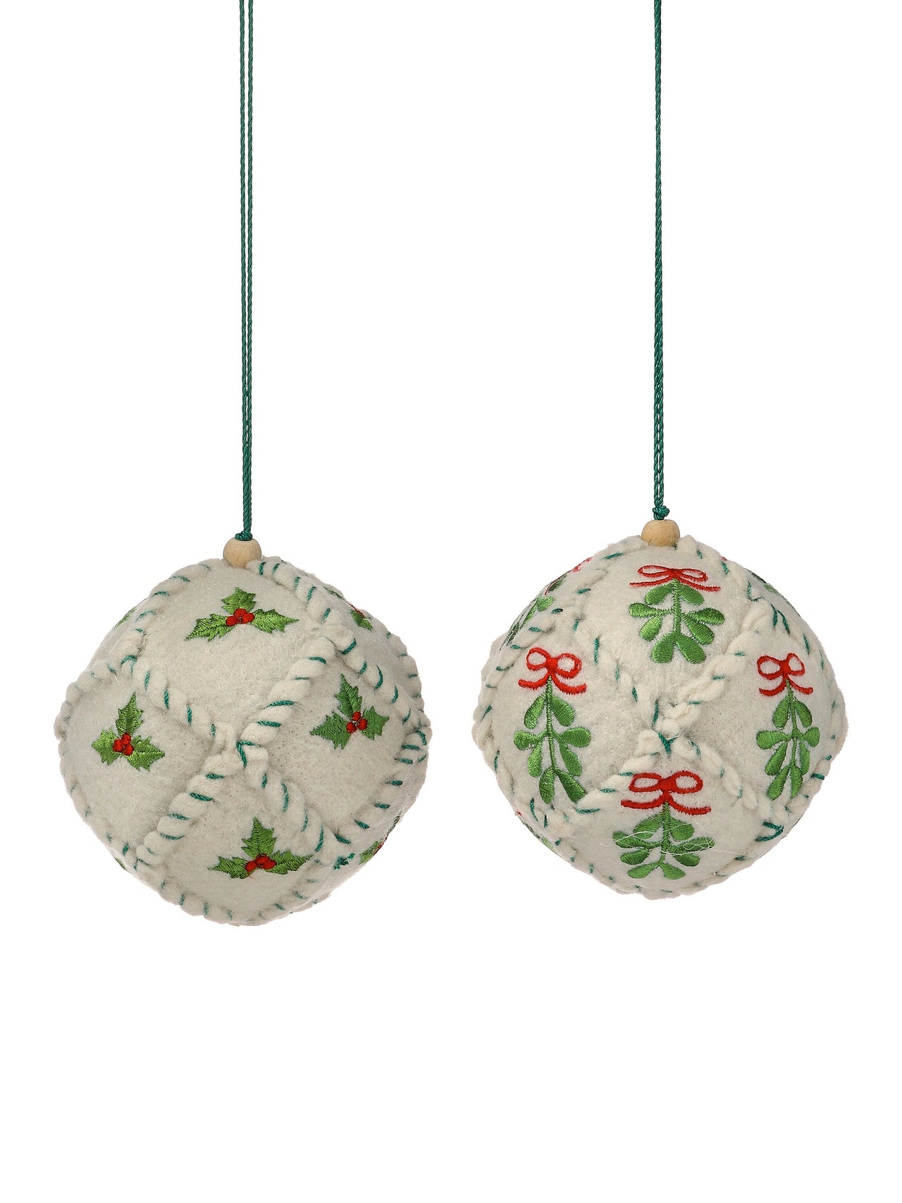 5" Hly/Miseltoe Emb Felt Ball Ornament 2/Ast