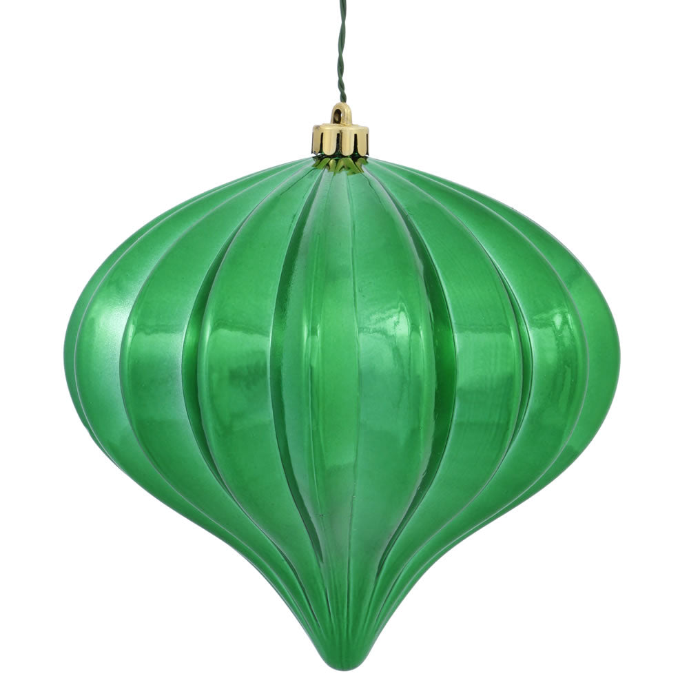 5.7" Emerald Shiny Onion UV Drilled