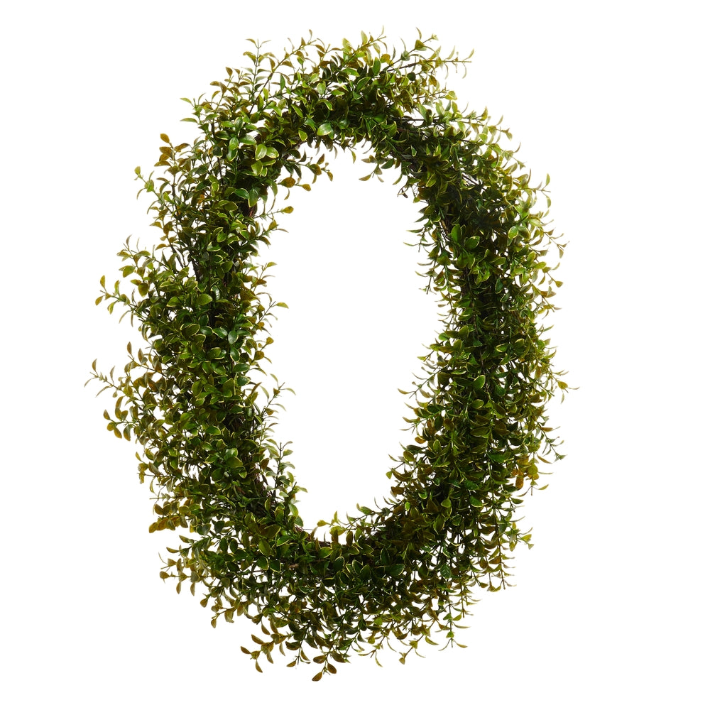 26" Oval Boxwood Wreath