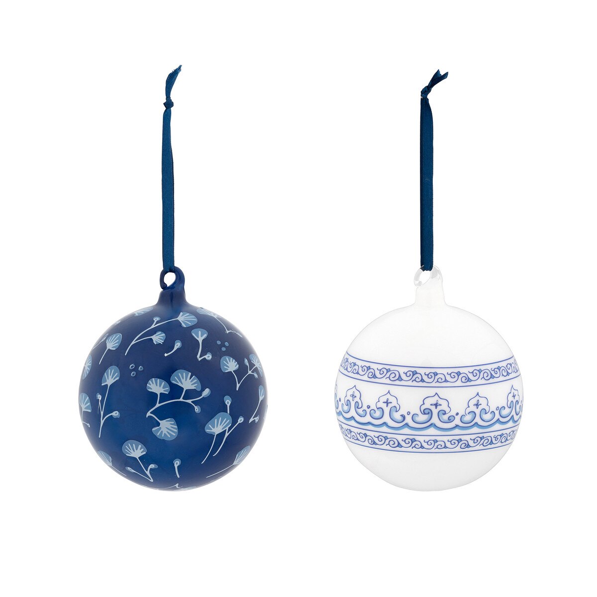 Chinoiserie White Ginko/Arrows Glass Ball Ornament, 2 Assorted Styles