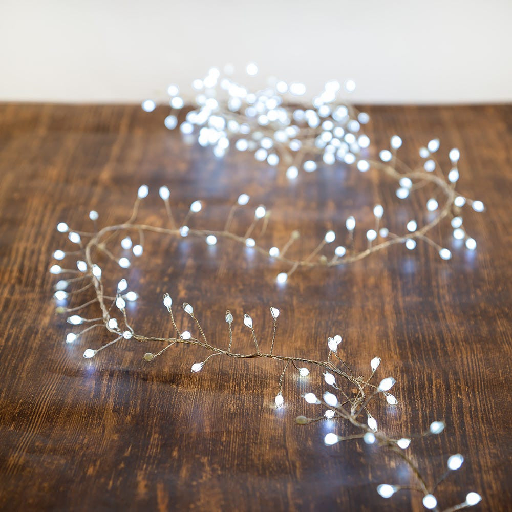 9.8' 300L Cool White Superbright Twinkle LED Silver Wire Cluster Garland