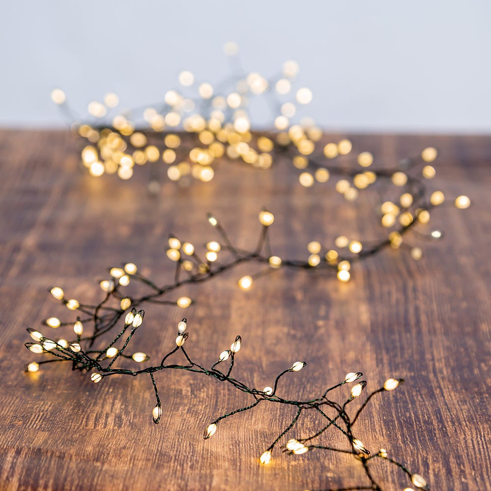 9.8' 300L Warm White Superbright Twinkle LED Green Wire Cluster Garland