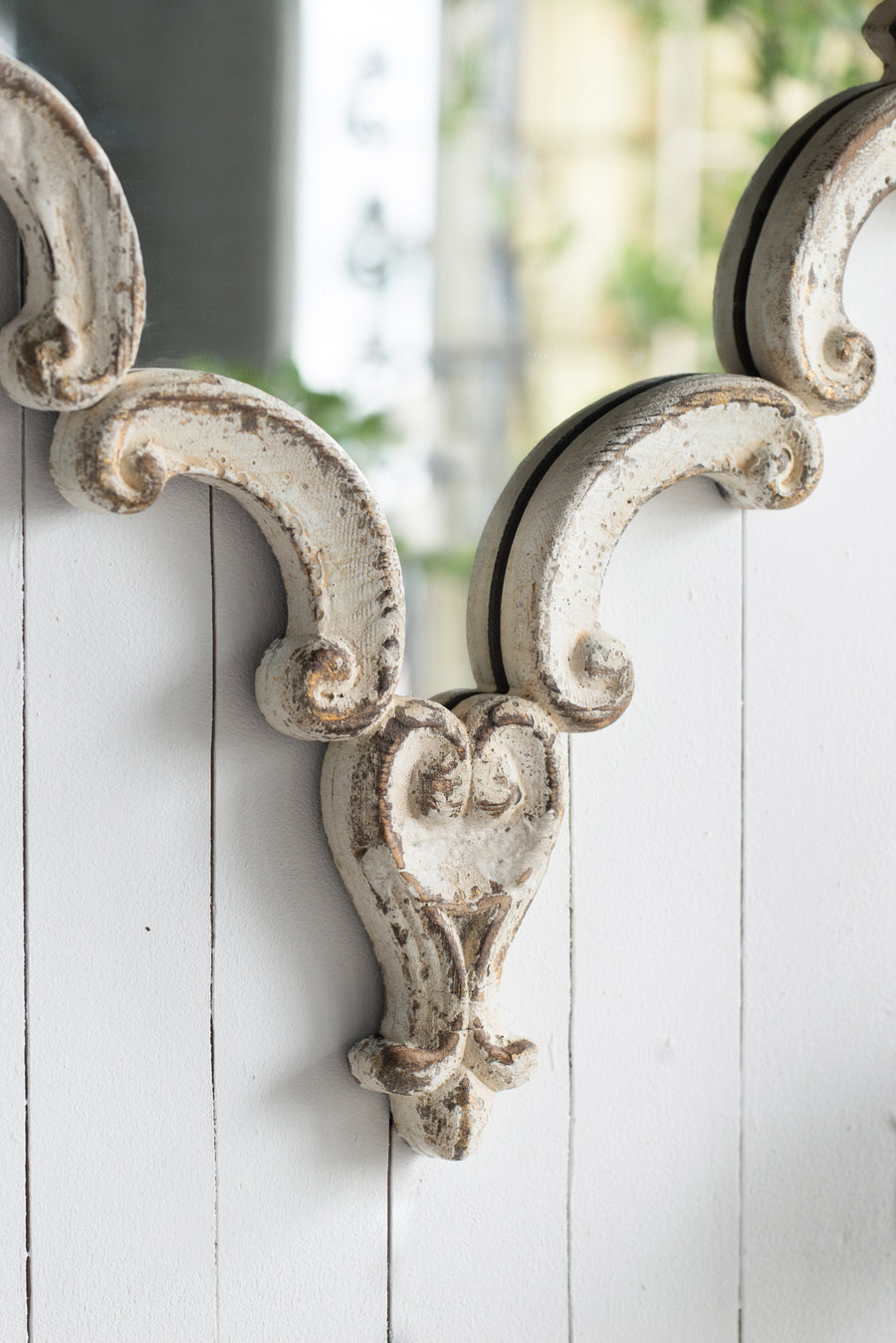 Beau Mirror
