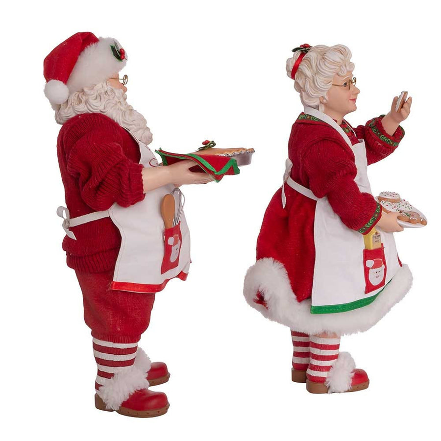 10.5“ Fabriché™ Mr. and Mrs. Claus Dessert Set