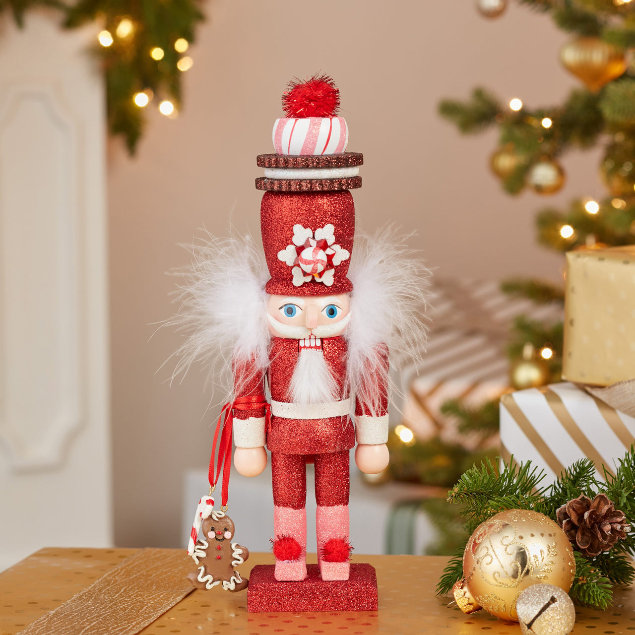 12" Hollywood Nutcrackers™ Gingerbread With Cookie Hat Nutcracker