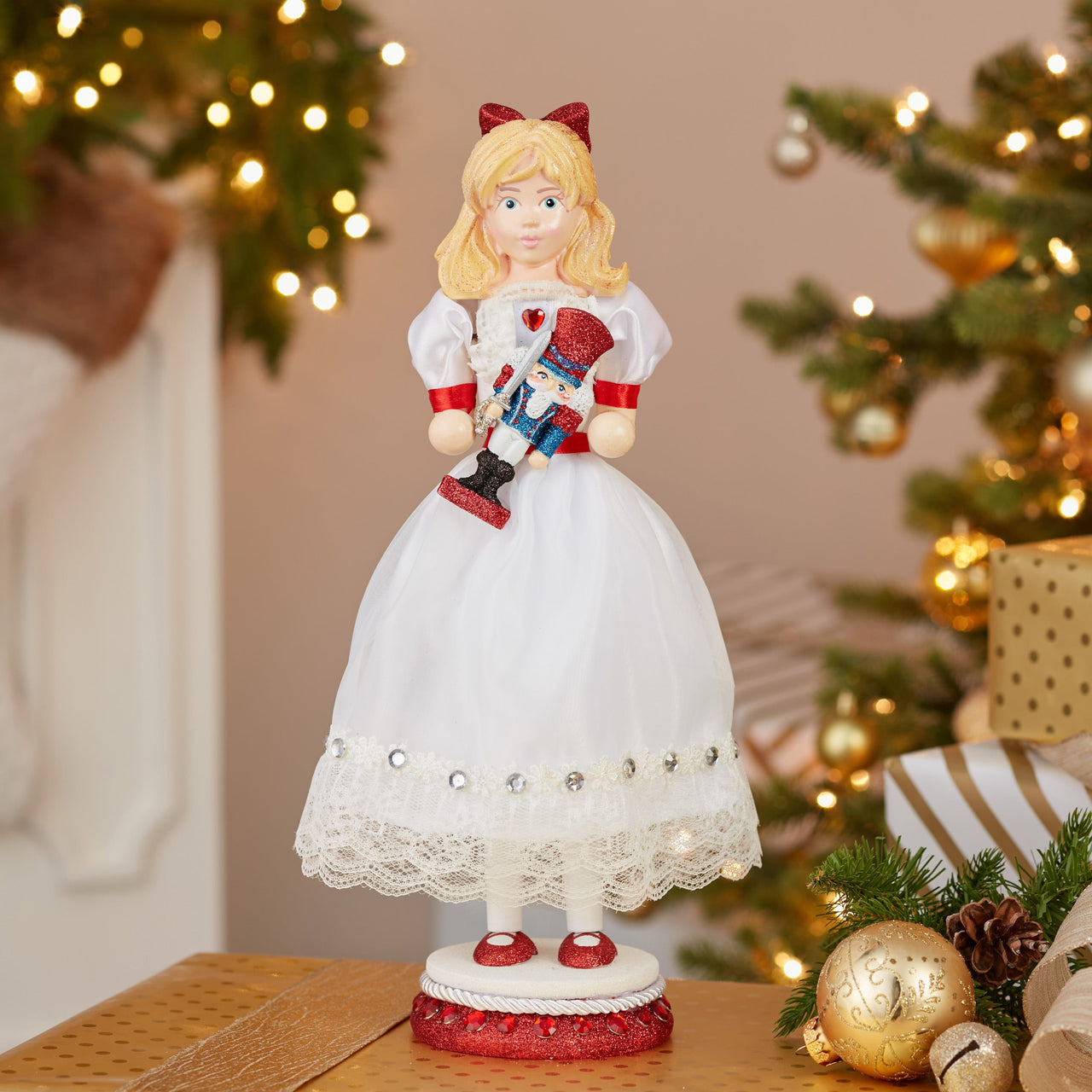 15" Hollywood Nutcrackers™ Clara Nutcracker