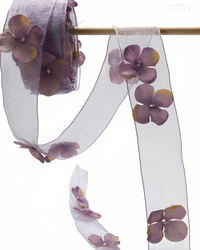 1.5 Inch Flower With Pearl Ribbon Garland