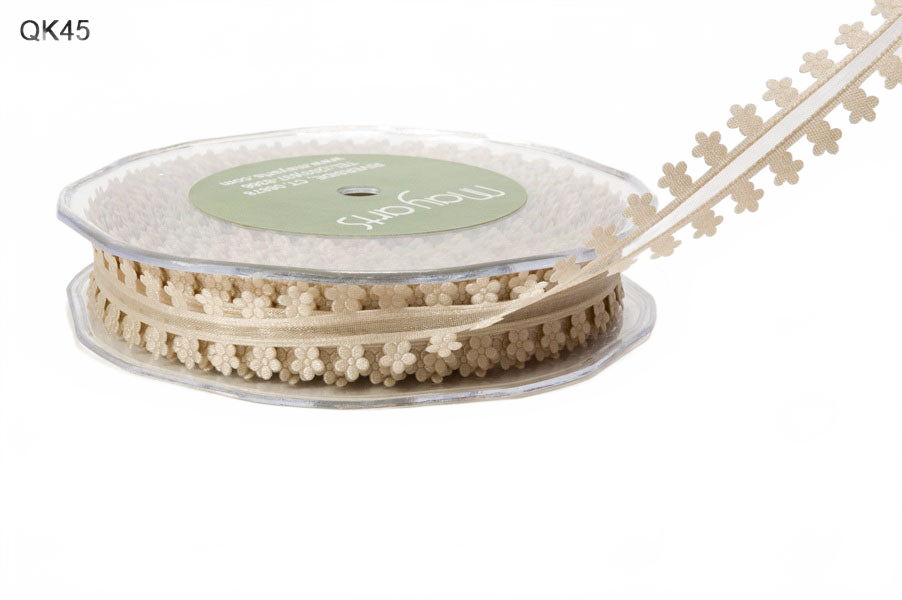 3/4 Inch Champagne Organza Daisy Edge Ribbon