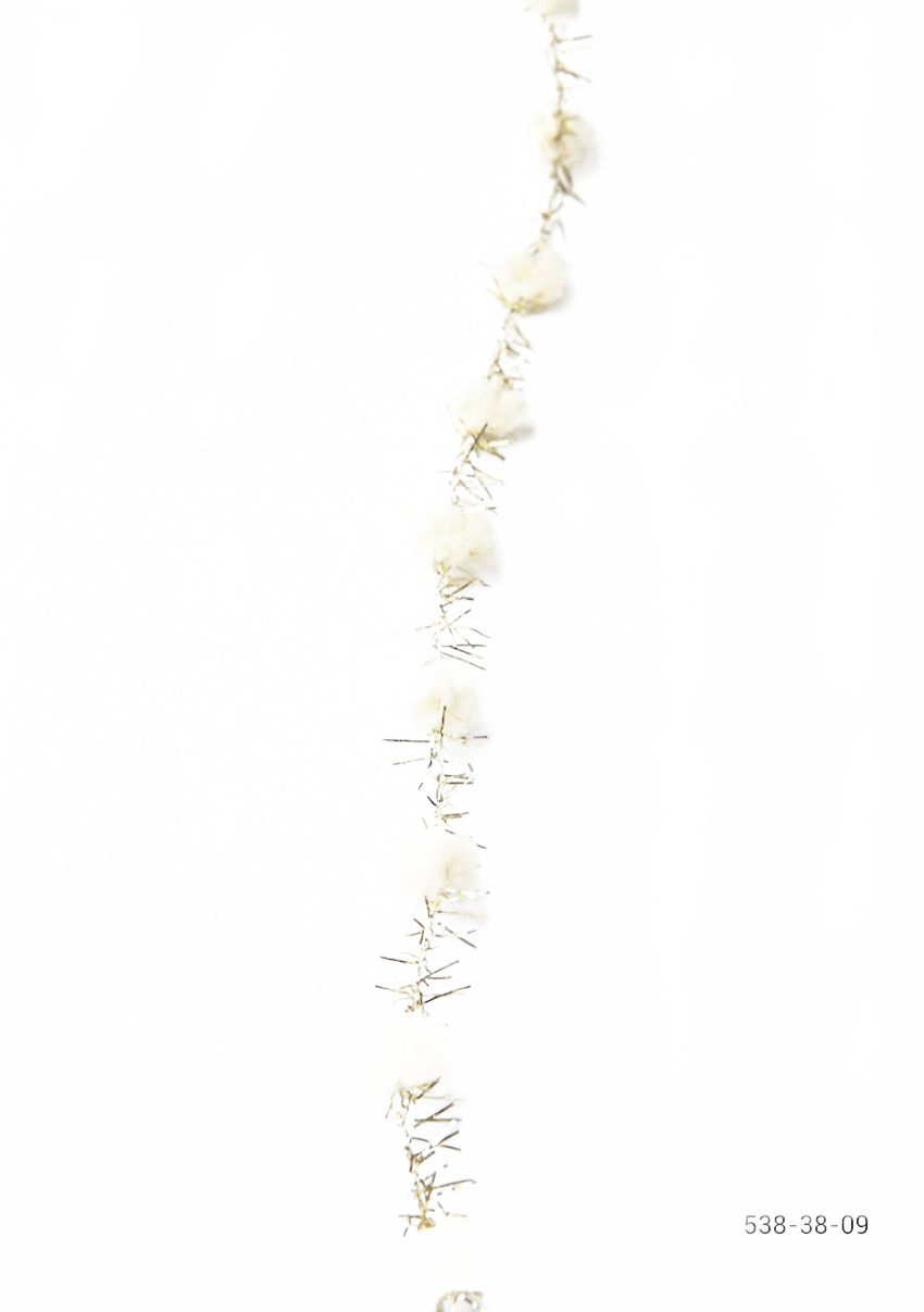 3/8 Inch Pom Pom With Ivory/Gold Metallic Fringe