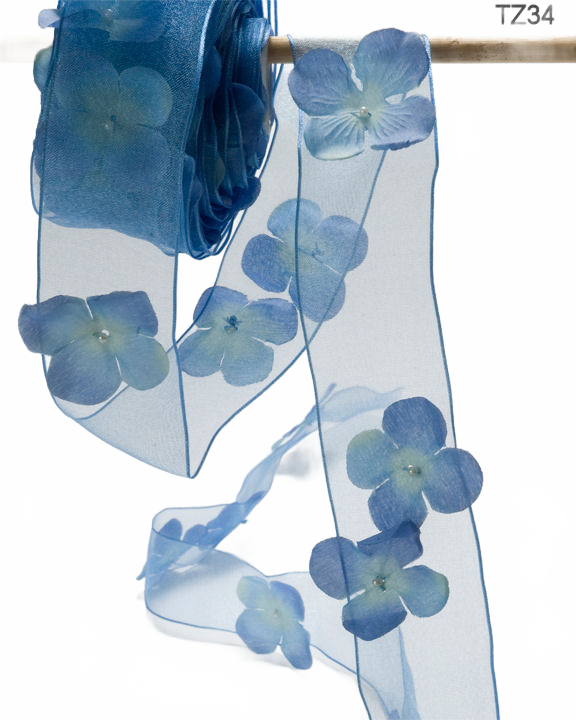 1.5 Inch Flower With Pearl Ribbon Garland