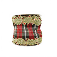 Ribbon Holly Trim 4