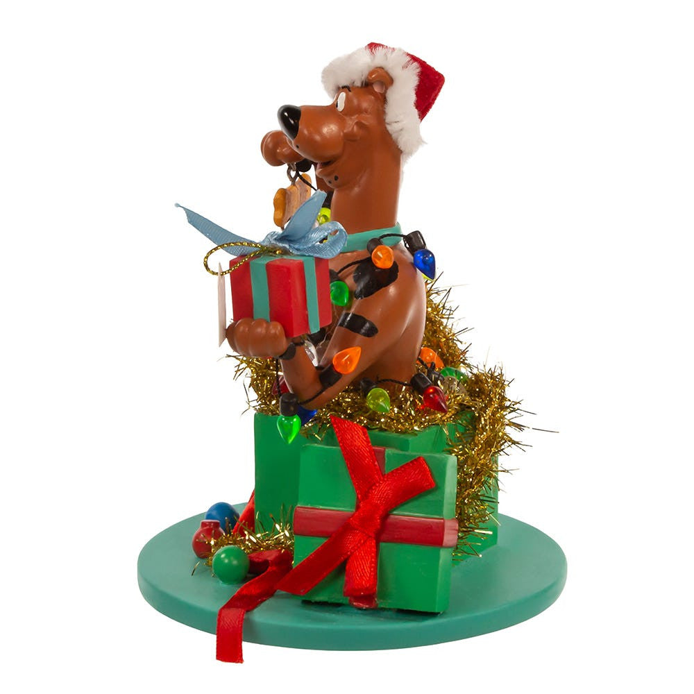 5" Fabriché™ Scooby-Doo!™ In Present Table Piece