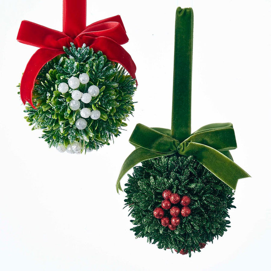 Christmas Kisses Mistletoe Ball With Display Tree