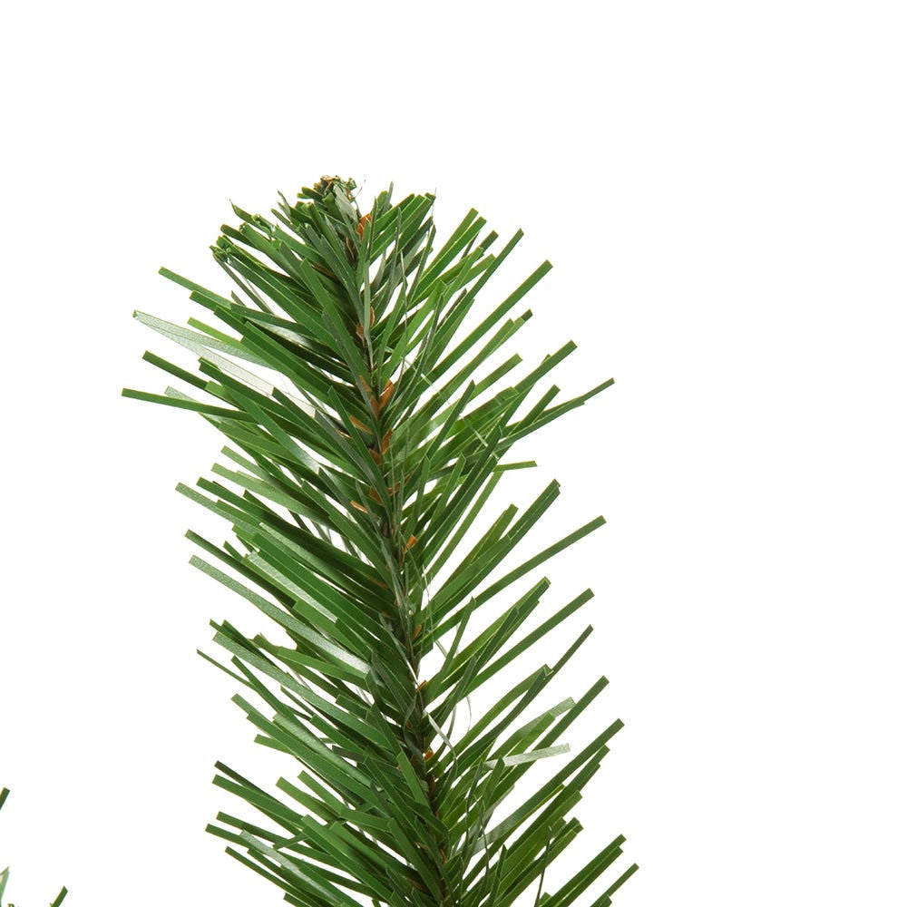 4' Un-Lit Norway Pine Wall Tree